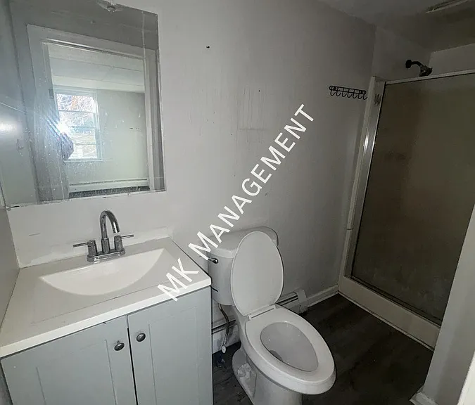 359 N Garfield Ave #2 — Photo 5