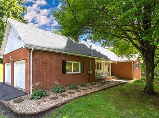 224 Shenango Rd, Beaver Falls, PA 15010