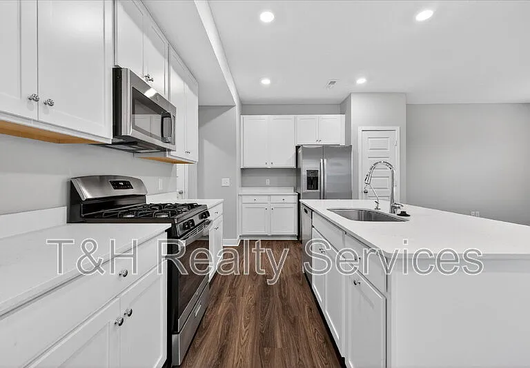 9586 Beckett St — Photo 7