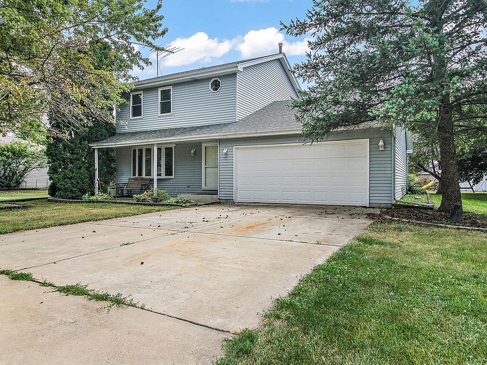 1st image of 19365 W Raymond Dr