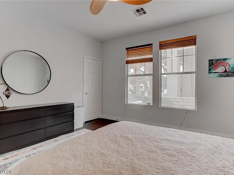 2500 Hacker Dr — Photo 21