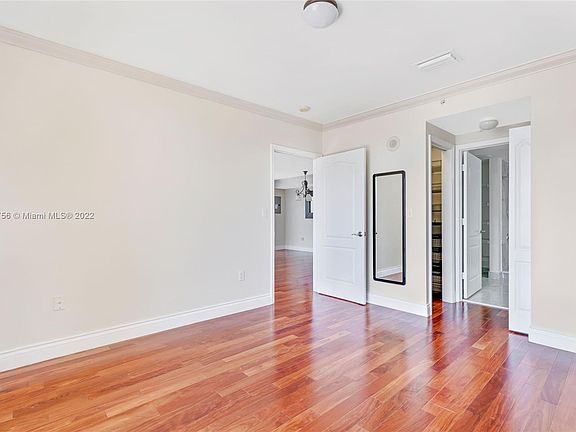 5th image of 2501 Ssw 37th Ave