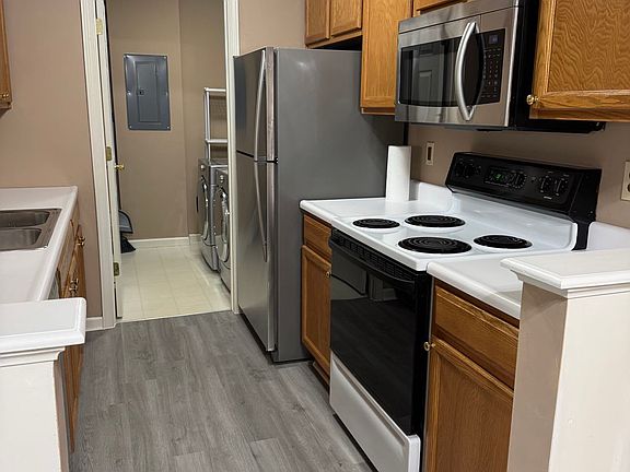 4th image of 10272 Crossbow Ct APT 11