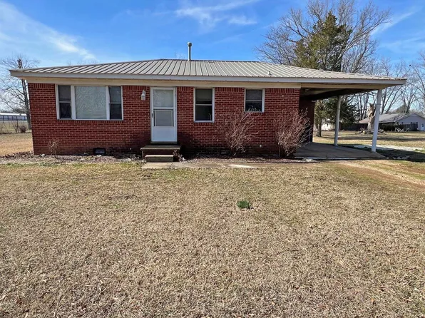 220 Johnson St, Savannah, TN 38372