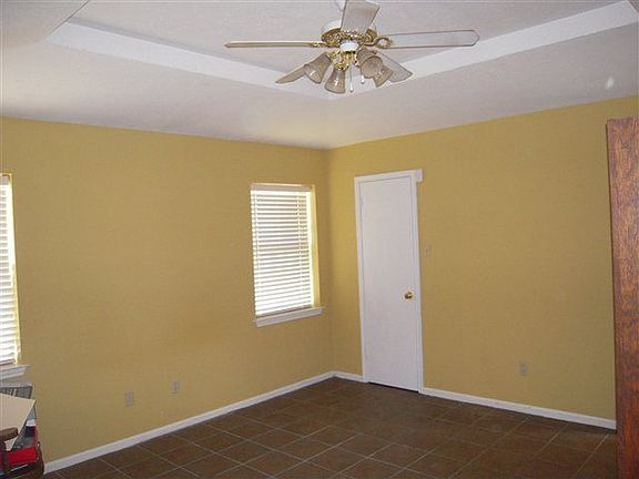 4th image of 5775 Brett Ln
