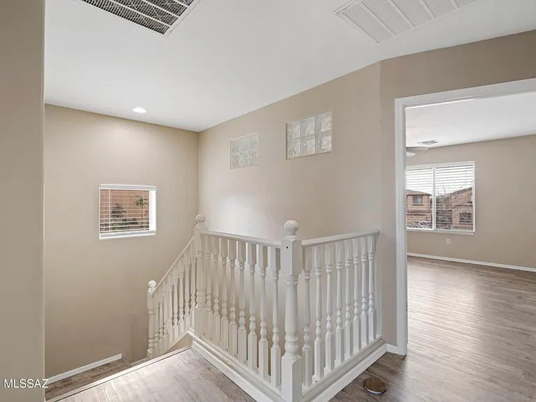 8380 N Weston Pl — Photo 17