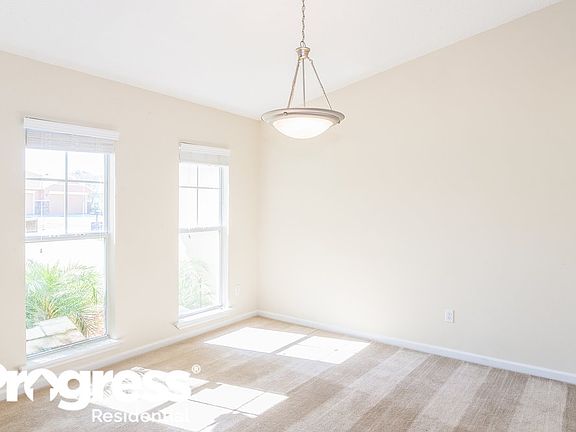 3rd image of 4143 W Sherman Hills Pkwy
