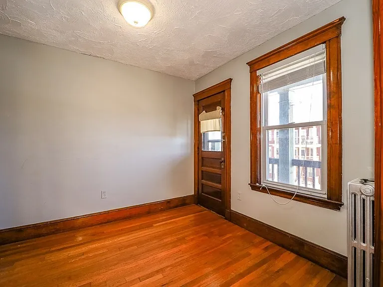 161 South St #3 — Photo 25