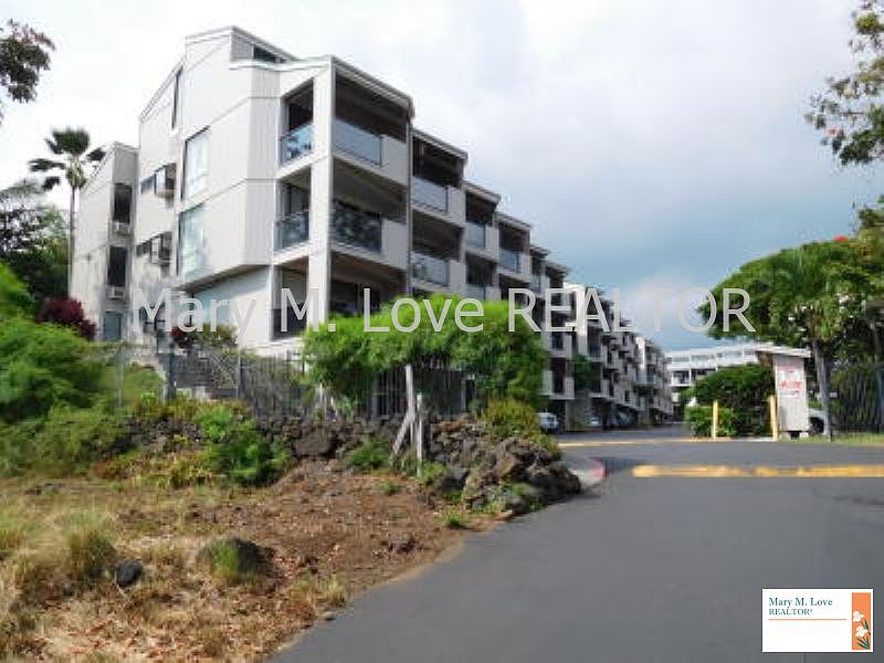 1st image of 75-5669 Kuakini Hwy #4201