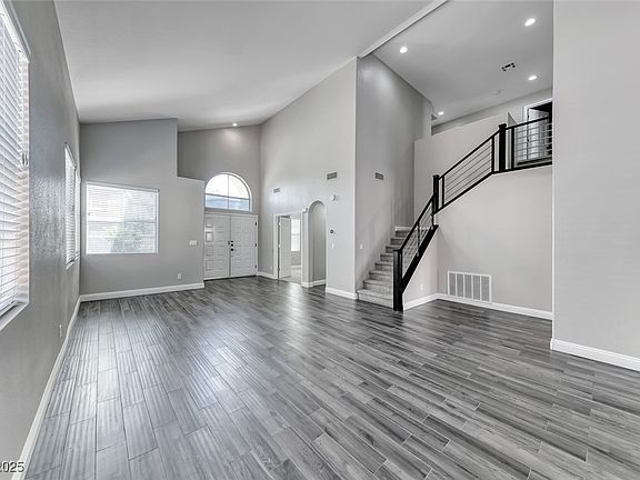 4th image of 3425 Bedfordshire Pl