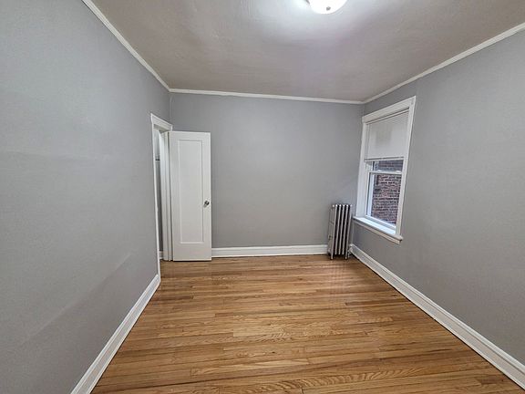 2nd image of 8301 S Paulina St #2N
