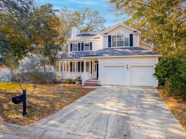 619 Majestic Oaks Dr, Charleston, SC 29412