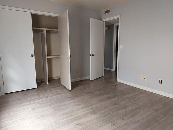4th image of 1658 S Fern St APT 201