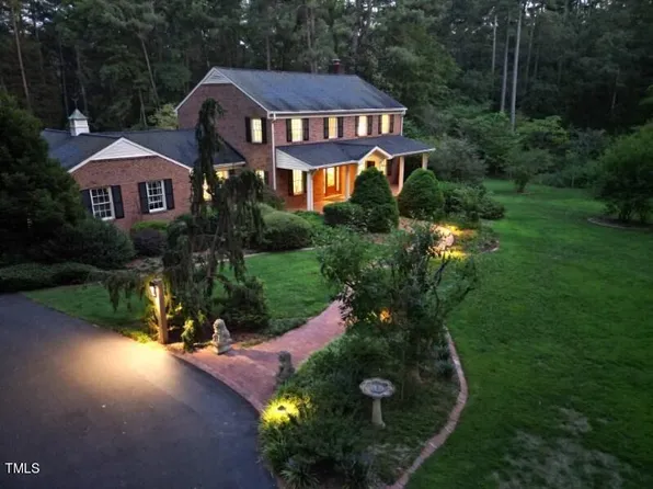 7214 Sunrise Rd, Chapel Hill, NC 27514