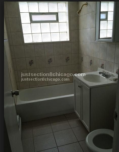 2nd image of 7848 S Coles Ave APT 3A