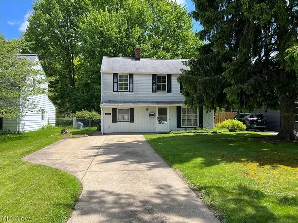 7317 Parma Park Blvd, Parma, OH 44130