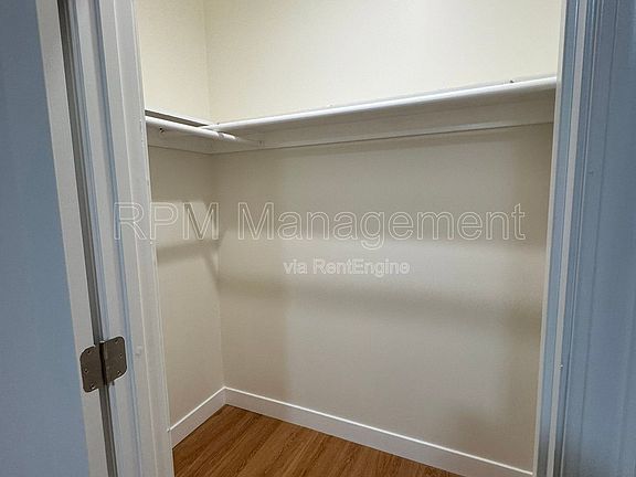 5th image of 556 N Oxford Ave APT 108