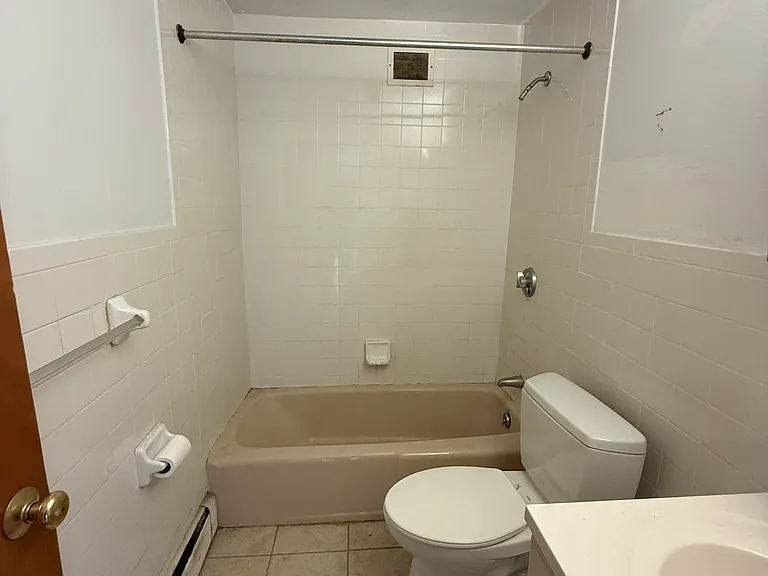 330 Shirley St #36 — Photo 2