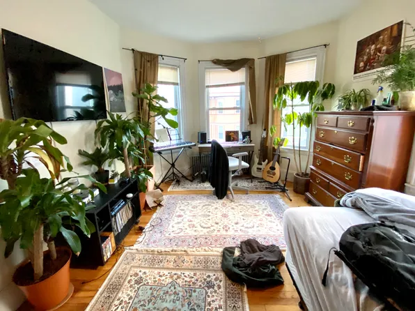 3 Oswald St #3, Boston, MA 02120
