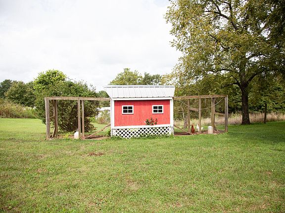 4th image of 6229 Willow Lenoxburg Rd