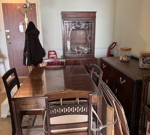 4th image of 21 Knightsbridge Rd #805