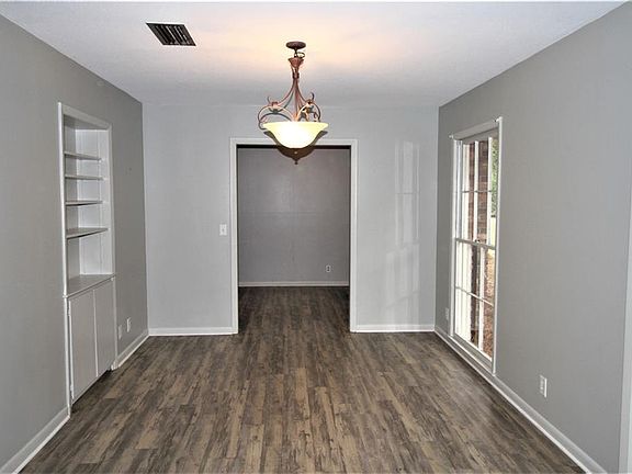 5th image of 207 Rivera Dr