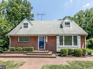 1313 Saddleback Rd, Pikesville, MD 21208