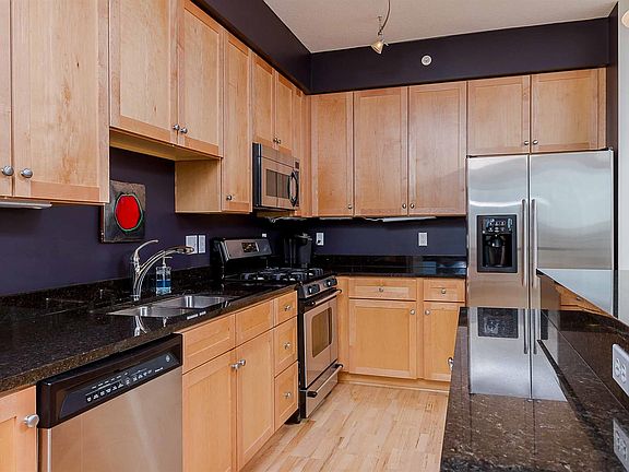 Beautiful maple cabinets and granite counter