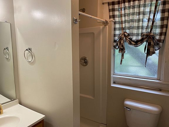 3rd image of 316 Aylesford Pl APT 3