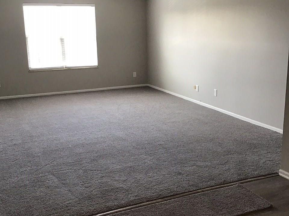 1st image of 2051 Park Run Dr APT F