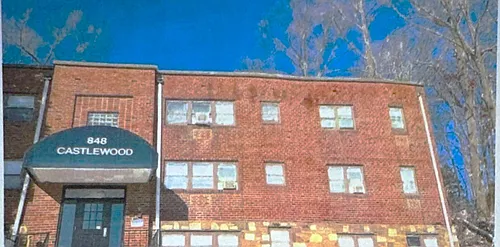 Castlewood Apartments Photo 1
