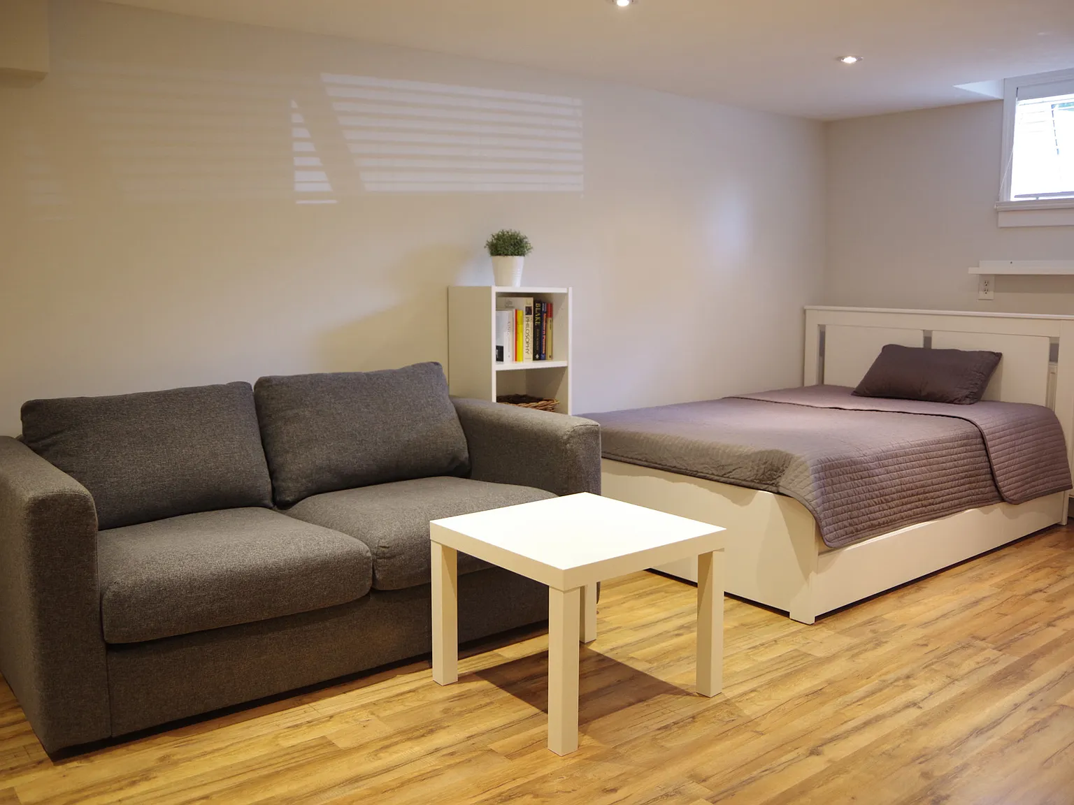Studio, 300 sqft, $1,500 — Photo 2