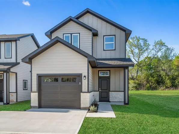 408 W Marlin St, Willis, TX 77378