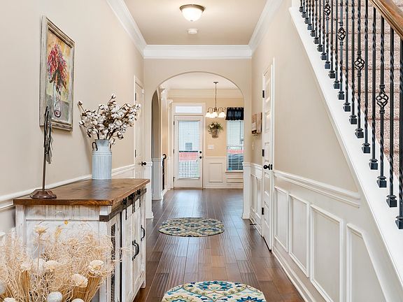 4th image of 109 Verdana Ct
