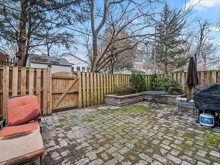 625 N Abingdon St — Photo 17