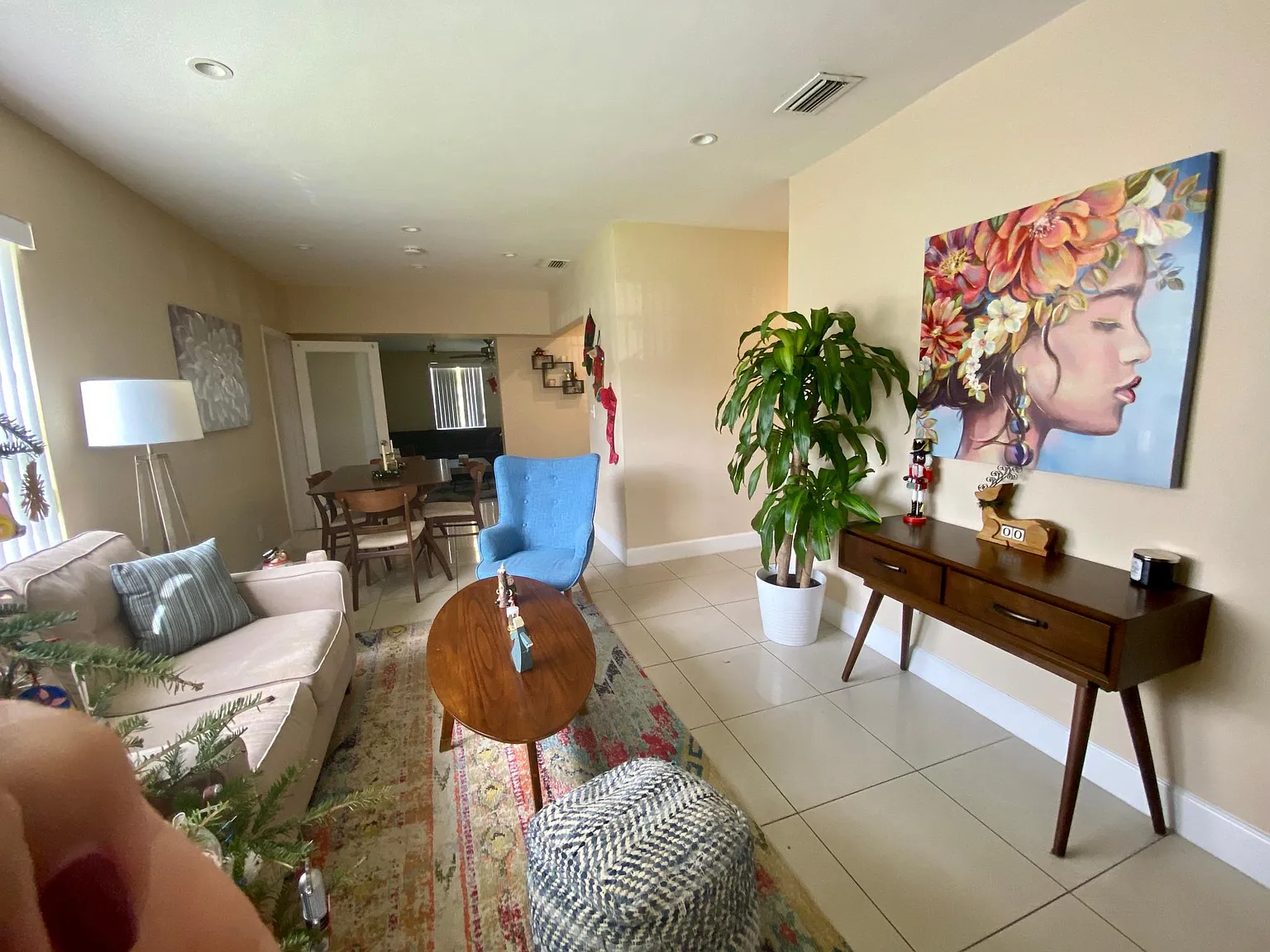 3 bed, 6500 sqft, $3,500 — Photo 2