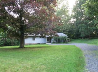 10 Hickory Hill Rd, Tappan, NY 10983