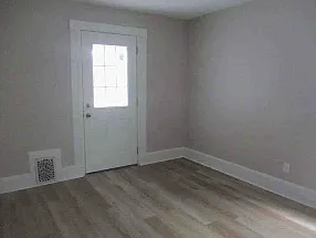 E Irving Pl — Photo 7