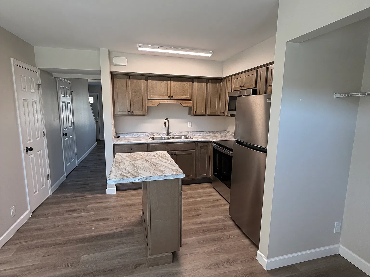 2 bed, 1.5 bath, $1,150 — Photo 4