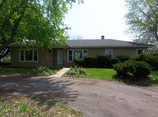 1811 Western Ave, Geneva, IL 60134