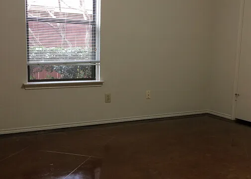 462 Whitley St — Photo 12