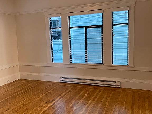 4th image of 293 22nd Ave