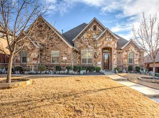 625 Highview Ln, Hurst, TX 76054