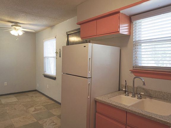 5th image of 1207 E Inwood Dr