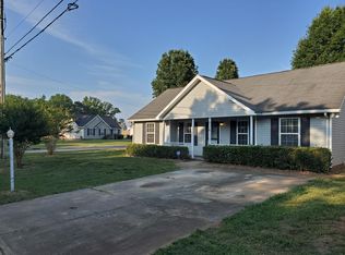 5116 Swearngan Rd, Charlotte, NC 28216