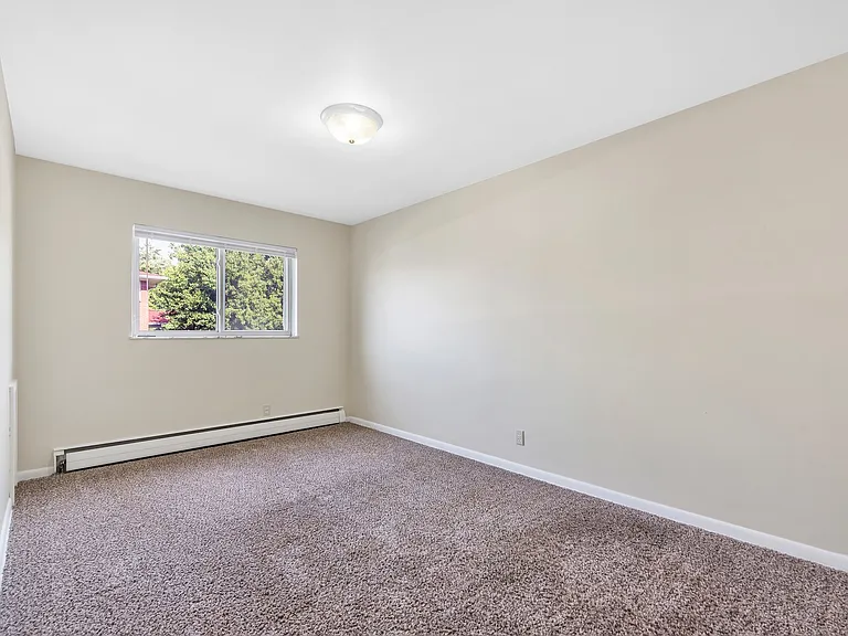1410 Old Canton Ln — Photo 15