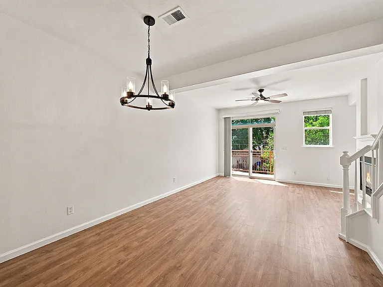 5388 Allison St — Photo 4