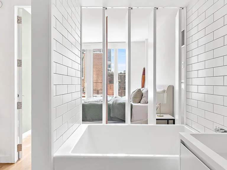 15 William St #10C — Photo 8
