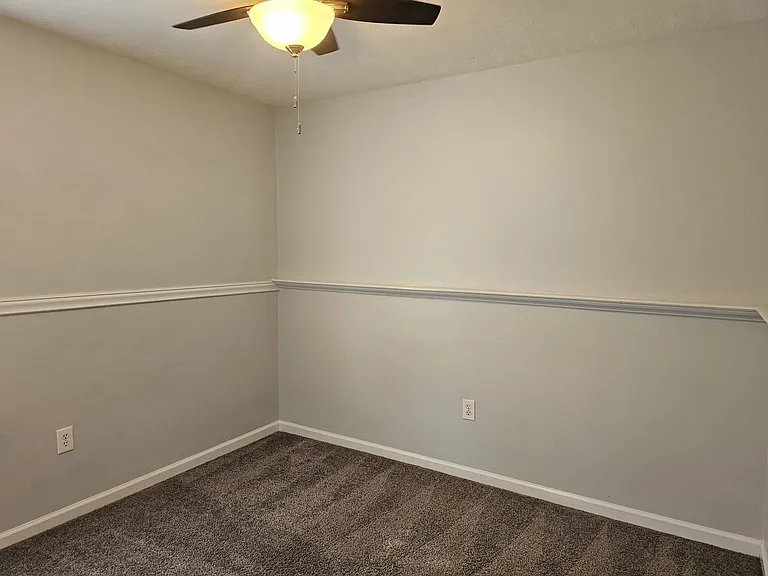 8535 English Saddle Dr — Photo 28