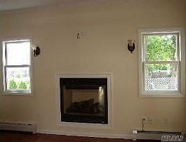 4th image of 2672 Windsor Ave